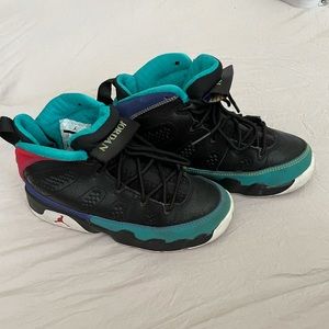 Kids Jordan’s 12